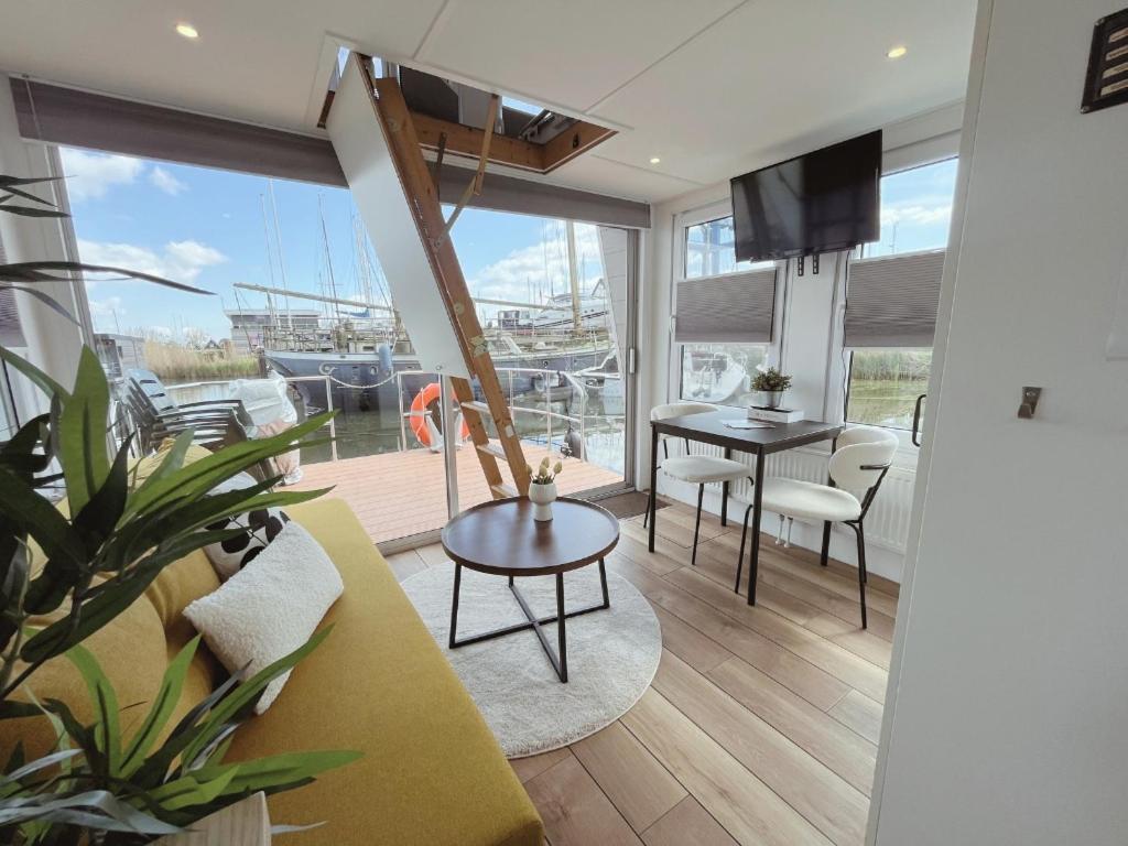 Tiny Lake Houses Near The Beach And Centre By Weltevreden Experience Zeewolde Exterior foto